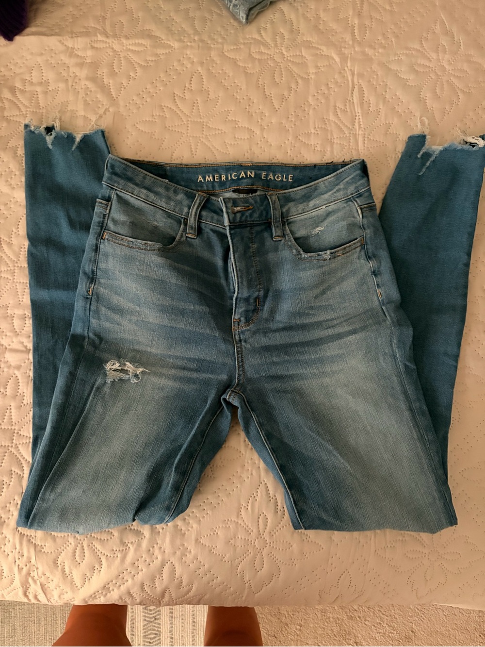 American Eagle women’s Jeans